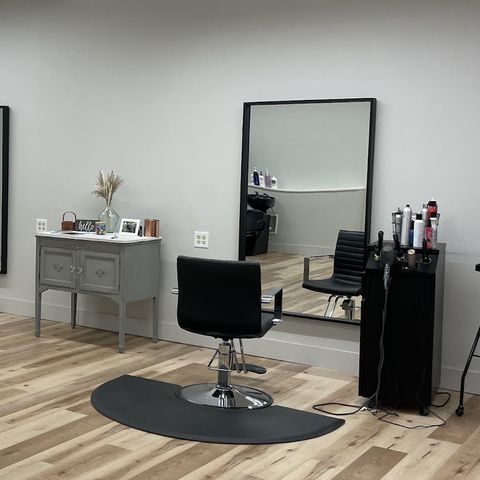 Dimensions Salon, beauty salon in Albert Lea, MN