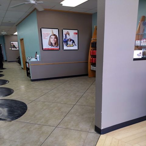 Fantastic Sams Cut & Color, hair salon in Albert Lea, MN
